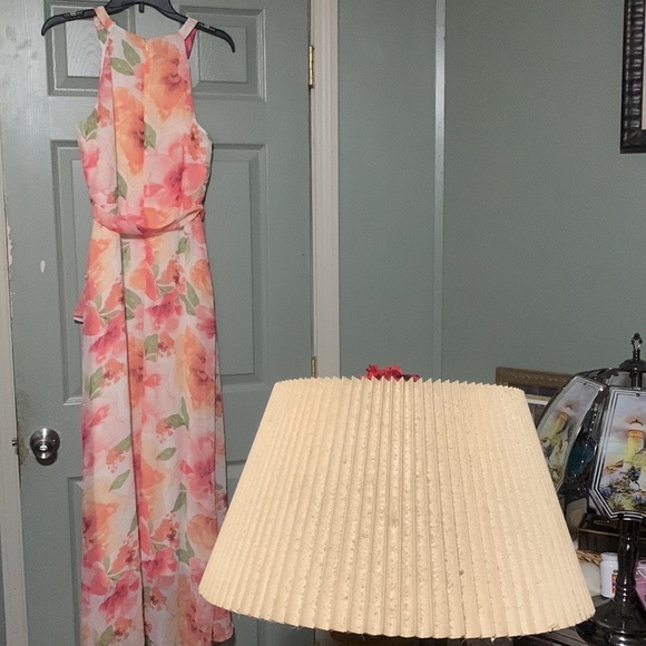 R&K Maxi Dress, NWOT Size 8 Multi Color Shades of Orange and White, and Greens. - Picture 13 of 15